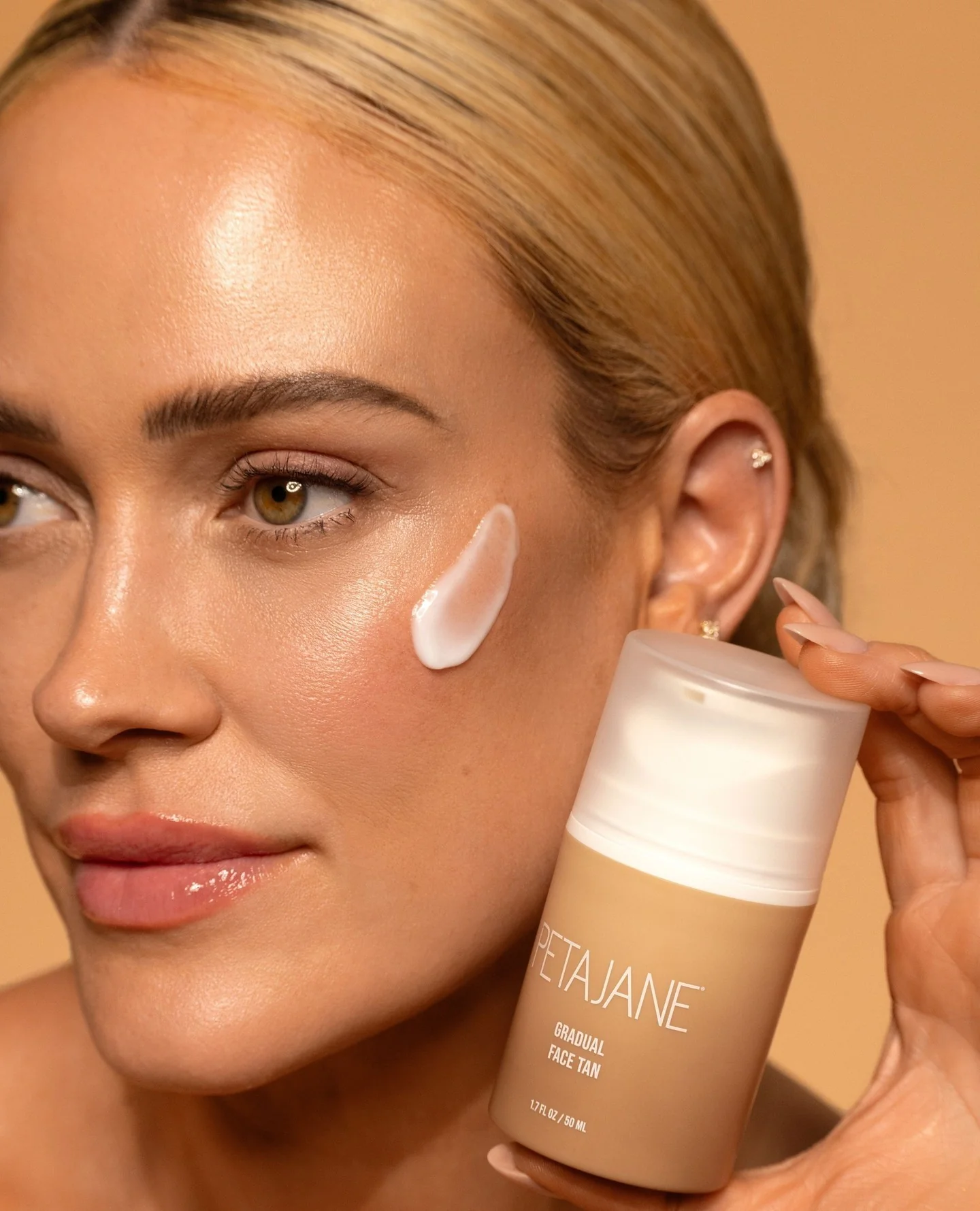 Gradual Face Tan - Image 3
